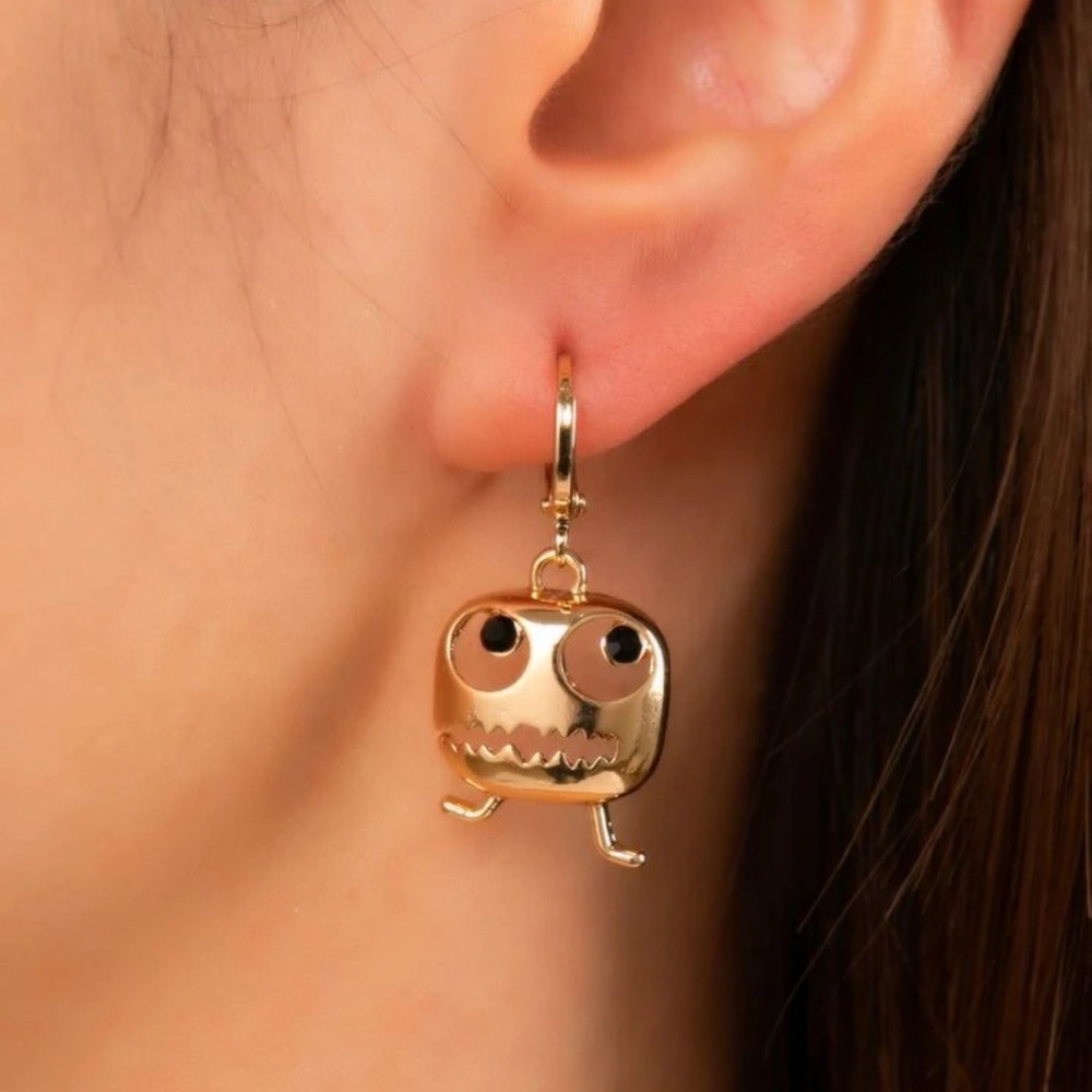 ⭐️ Awesome Metallic Smiley Creature Hoop Earrings ⭐️